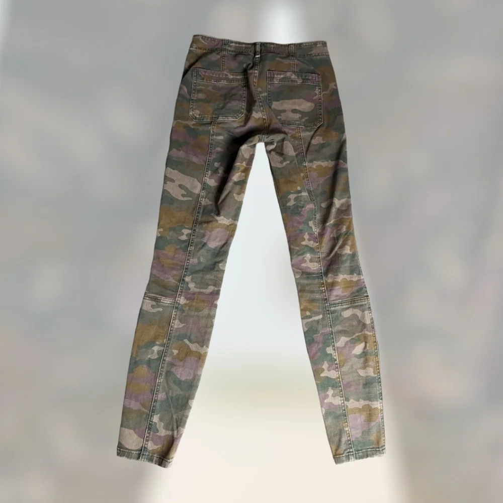 Anthropologie Camo Pant - Picture 3 of 4